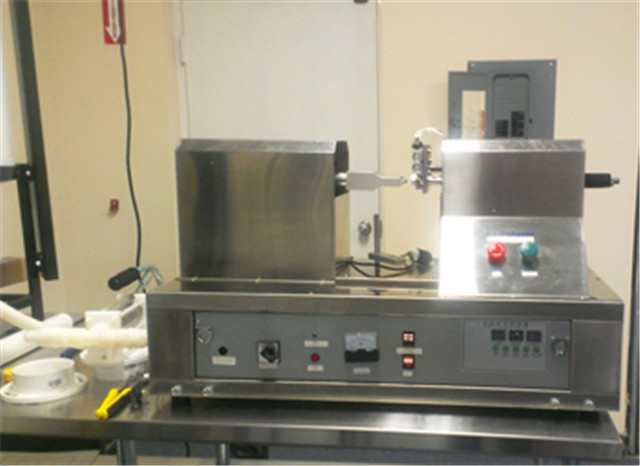 front view of Manual feeding semi atumatic ultrasonic sealer