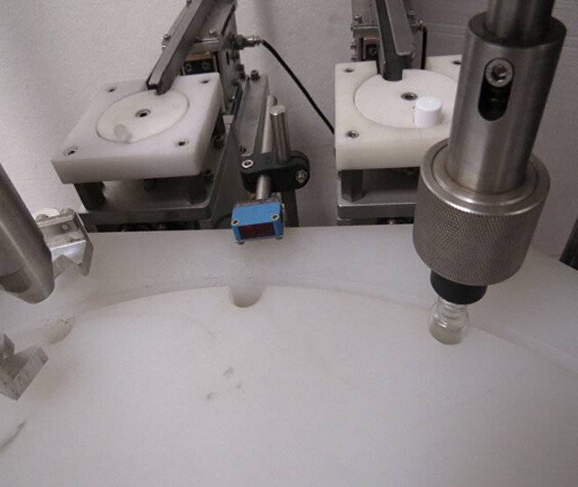 robotic arm  for Nail polish eye drops filling capping machi