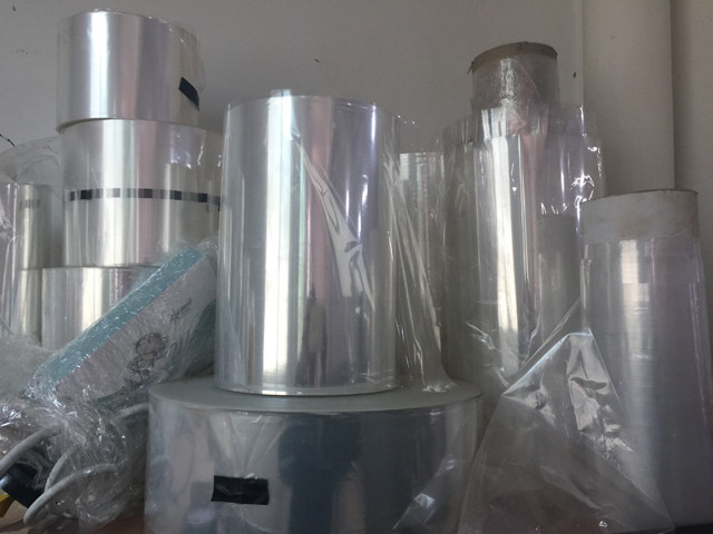 cellophane for YX-300 skin care cosmetic boxes overwrapping 