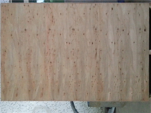 wooden case packaging of flat-surface labeller.jpg