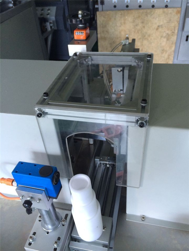 top view of YX-005 ultrasonic tube closing trimming machine.