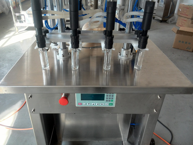 filling nozzles of YX-V04 vacuum filling machine for nail po