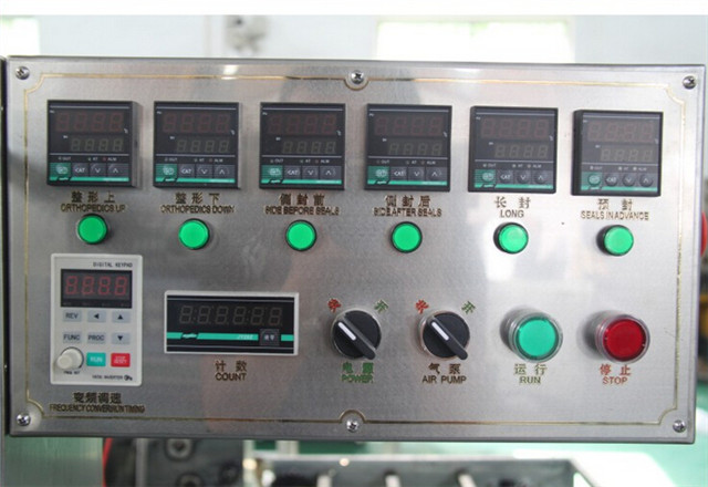 control panel of Cellophane box overwrapping machine.jpg