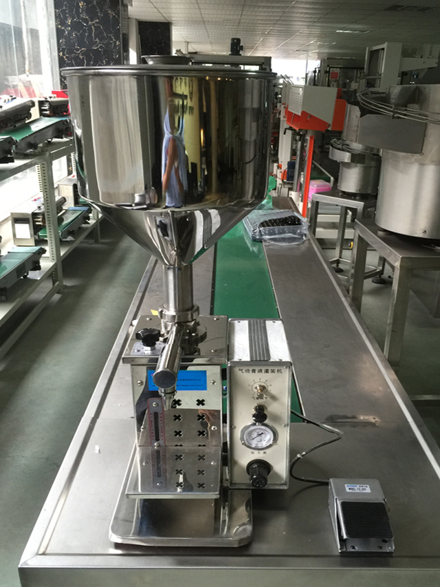 Small manual liquid filling machine pneumatic paste cream filler equipment tabletop type with Pedal controller&air regulator