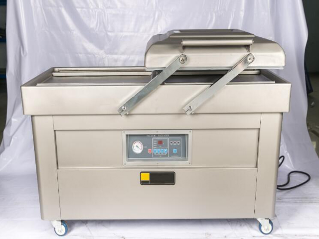 Double chamber bags vacuum sealer food packaging machine semi automatic