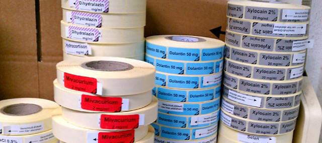labels to be applied for syringe round bottles cans labeling
